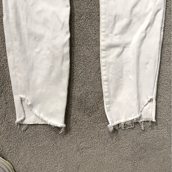 Good American Good Legs Crop White 10 - Picture 6 of 6